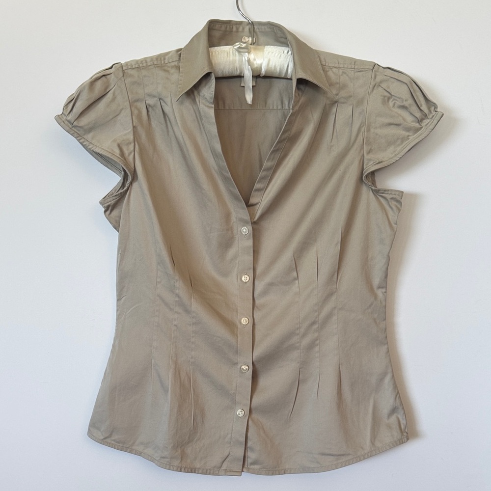 Banana Republic Taupe Button Down Shirt With Cap Sleeves Petite 8